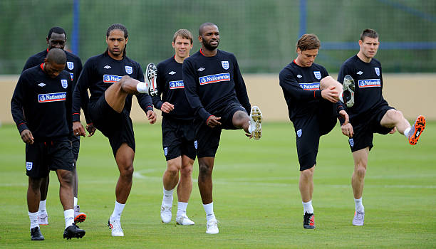 崭露头角 崭露头角